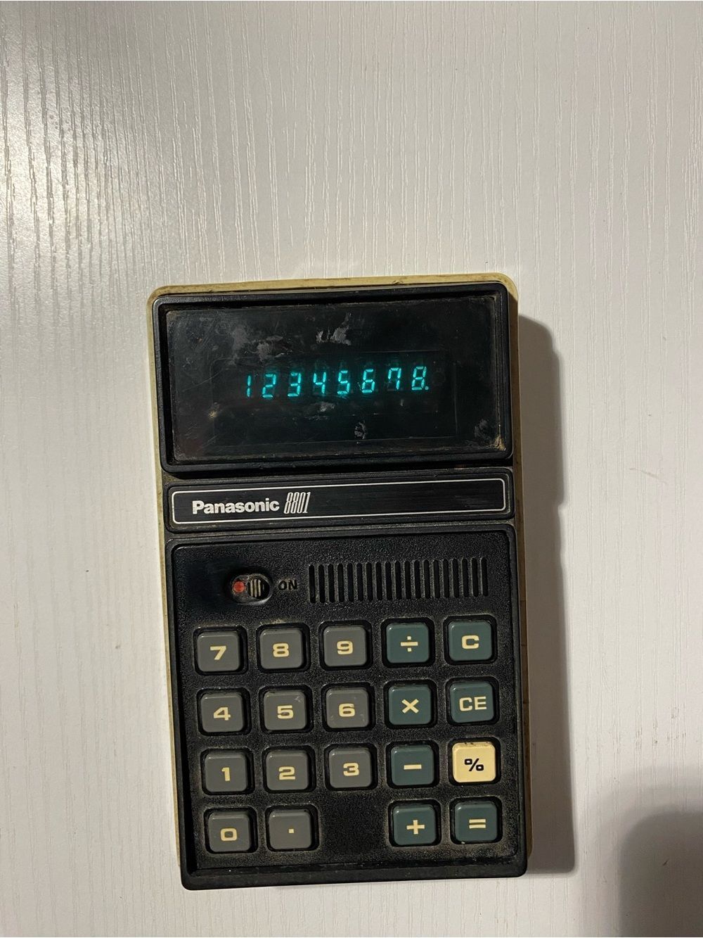 Vintage Panasonic JE-8801U Electronic Calculator Green VFD Display Japan